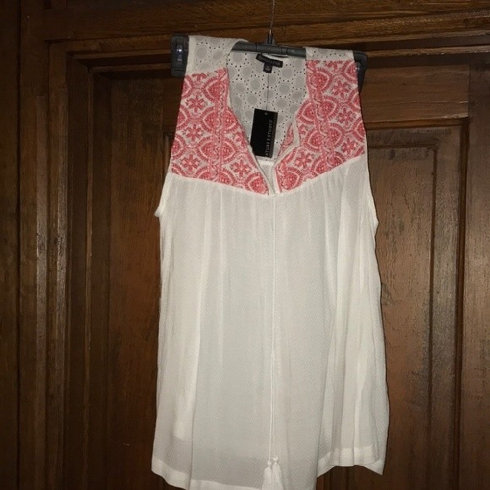 Signature Studio Sleeveless Top NWT